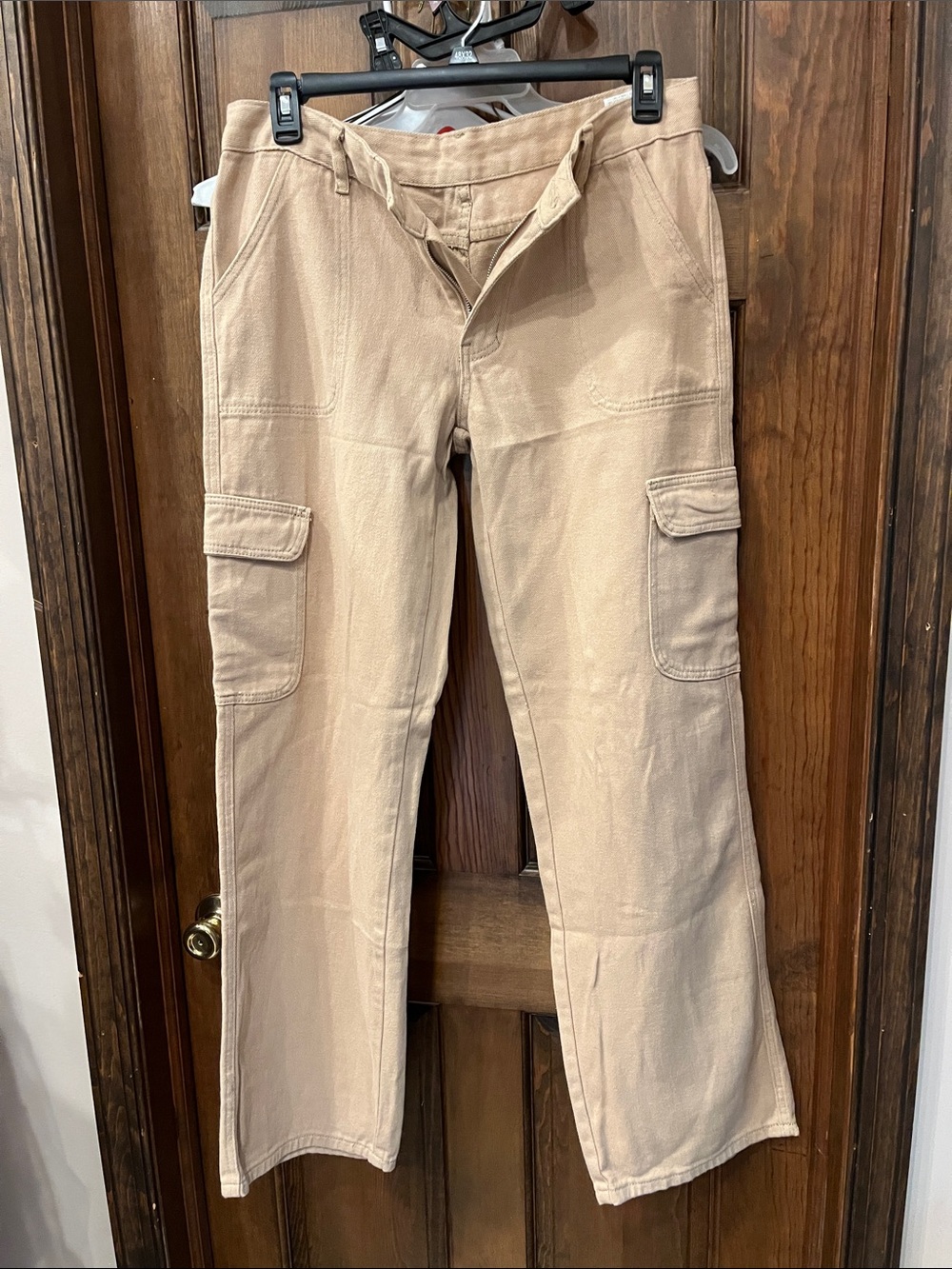 Women’s SHEIN size large Casual Cargo Pants in Tan